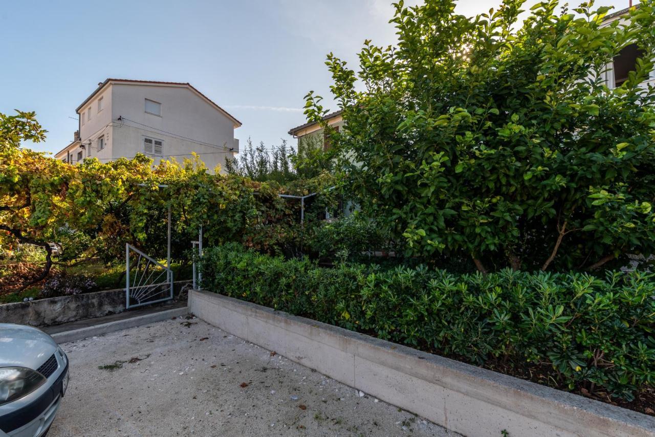 Rooms Feme Trogir Exterior photo