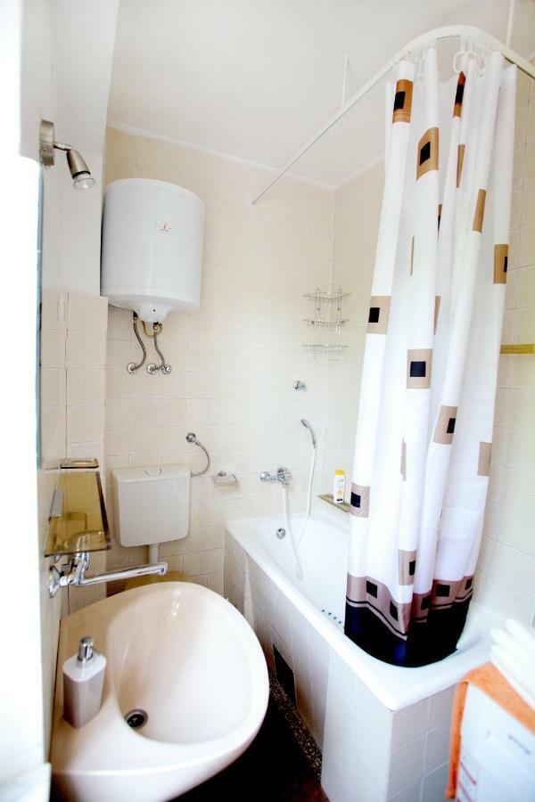 Rooms Feme Trogir Exterior photo